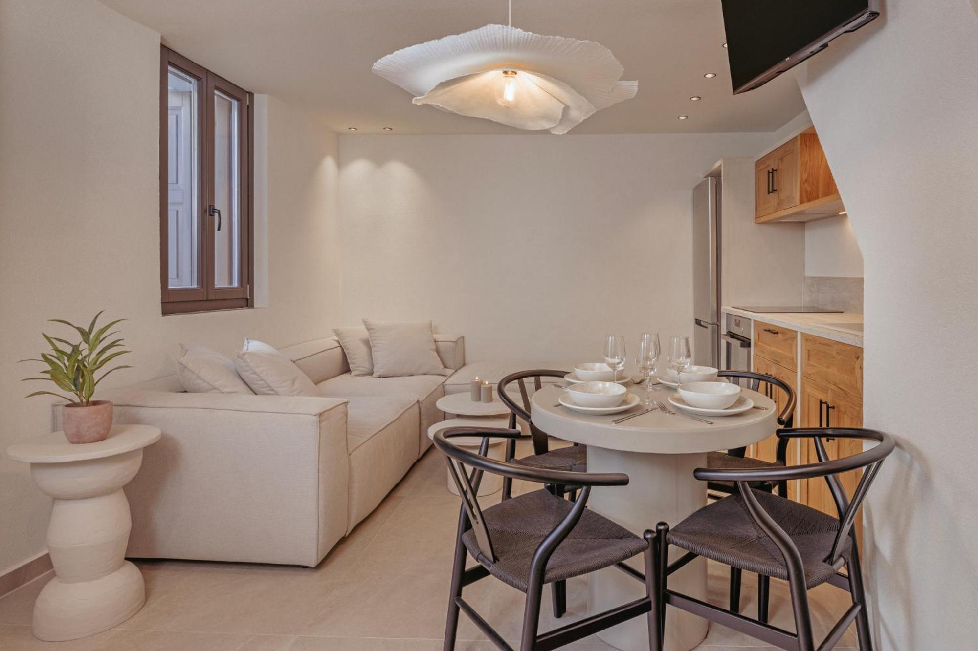 Noema Lindos - Athena Apartment ภายนอก รูปภาพ