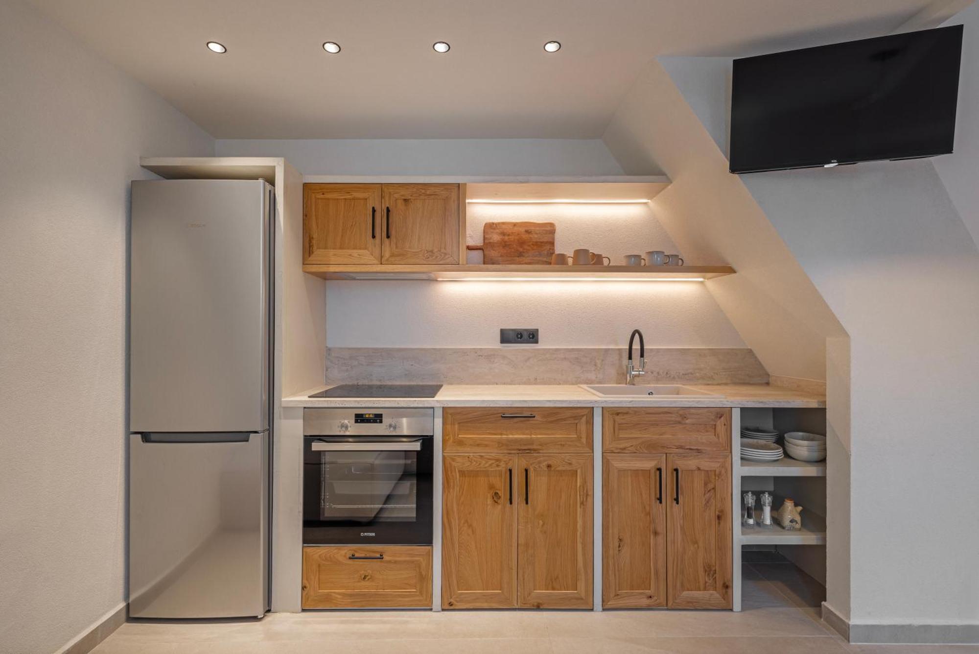 Noema Lindos - Athena Apartment ภายนอก รูปภาพ